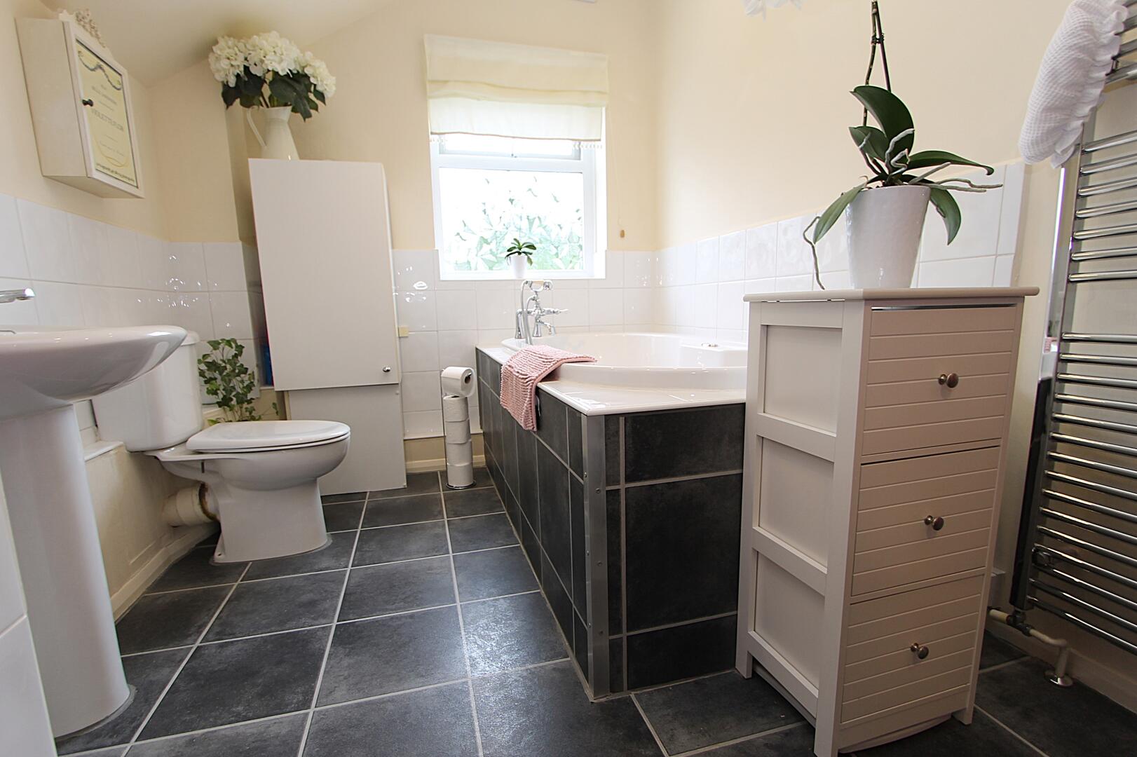 Woodfield Crescent, Kidderminster